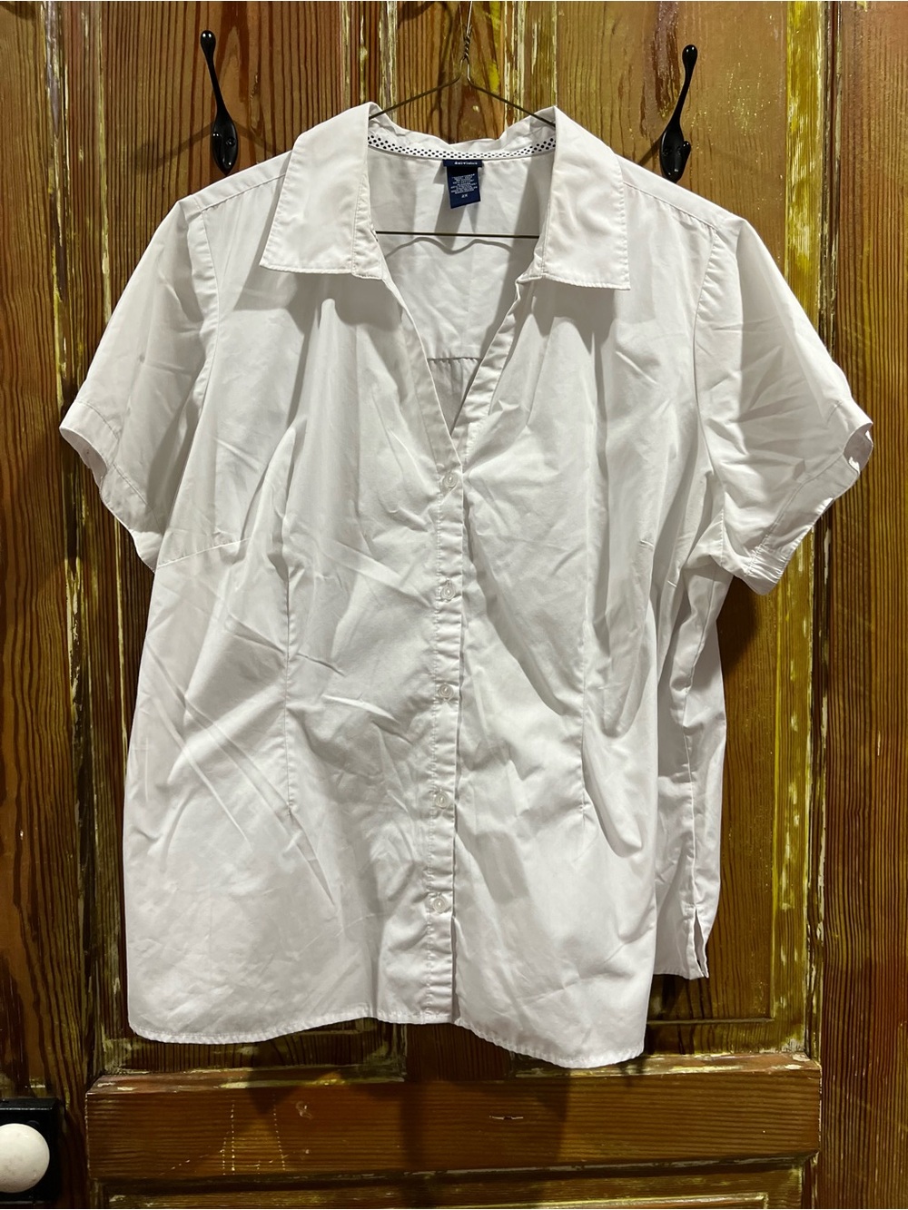Basic Editions White Short-Sleeve Button Down Shirt